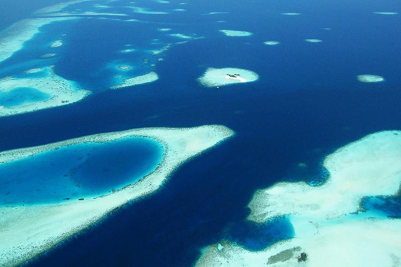 Maldives from the air (32).jpg